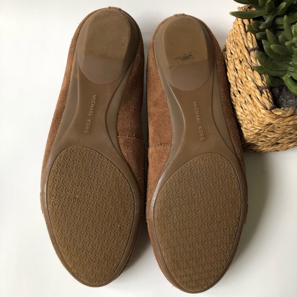 MICHAEL KORS Suede Loafers/Flats with Gold buckle - Picture 6 of 7